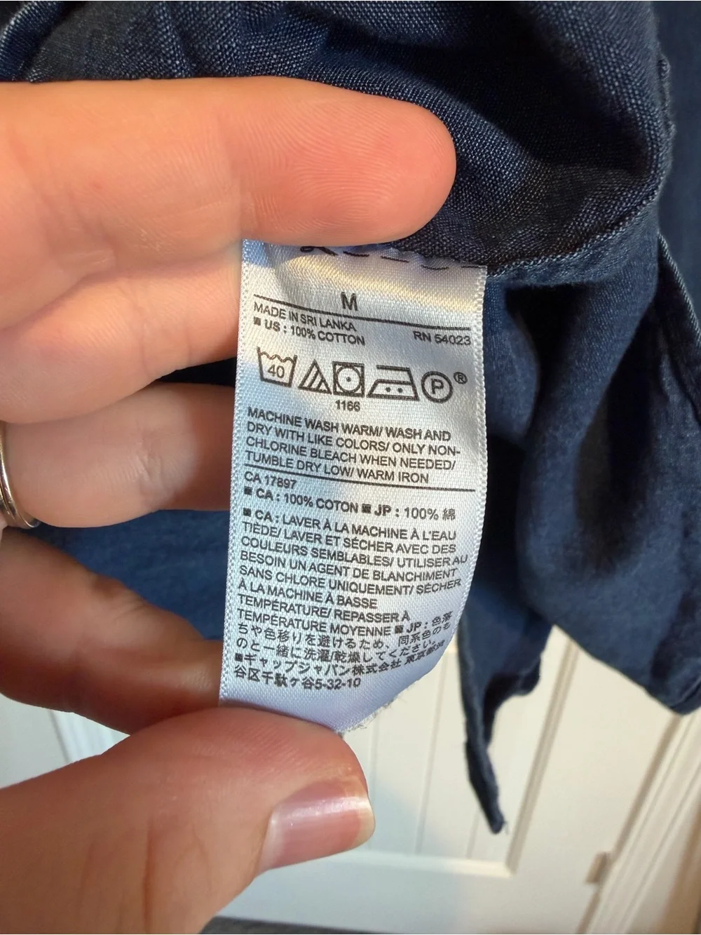 Banana Republic Men's Indigo Blue Denim Button-Down Shirt